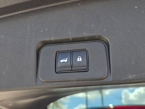 Certified 2021 Nissan Rogue Platinum image 10