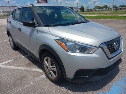 Used 2020 Nissan Kicks S