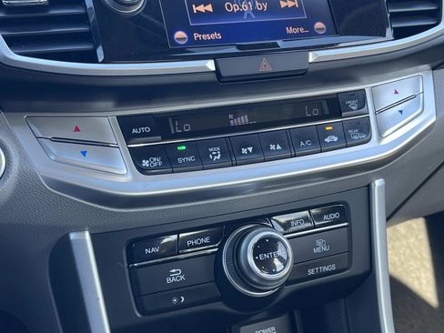 Used 2014 Honda Accord Touring image 15