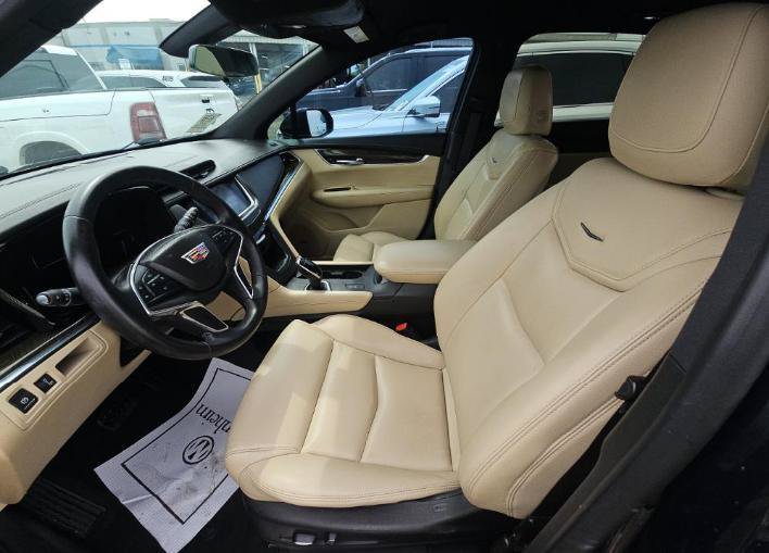 Used 2017 Cadillac XT5 FWD image 7