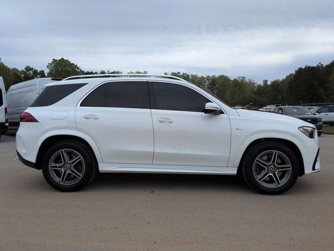 Used 2025 Mercedes-Benz GLE 450e 4MATIC image 3