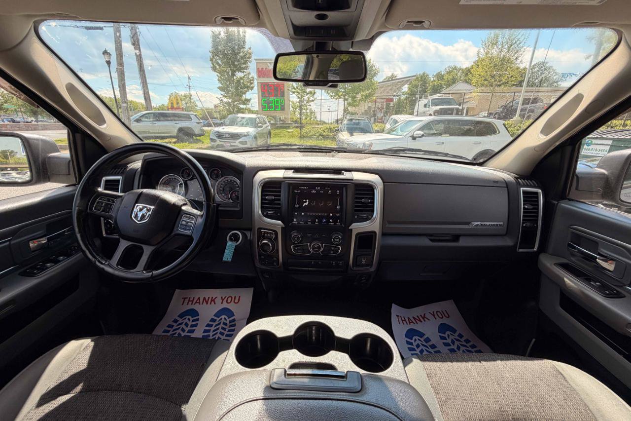 Used 2019 RAM 1500 Big Horn AWD/4WD image 11