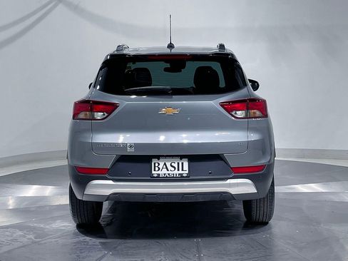 Used 2024 Chevrolet TrailBlazer LT w/ Driver Confidence Package FWD image 12