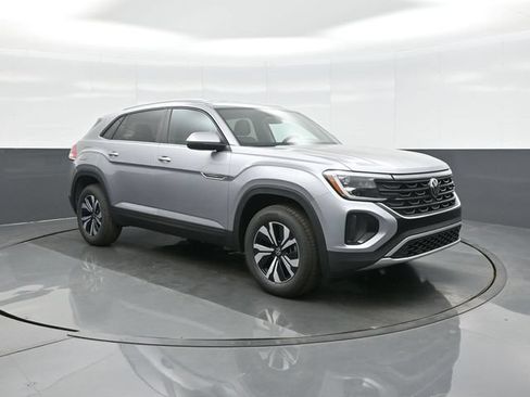 New 2026 Volkswagen Atlas Cross Sport SE AWD/4WD image 1