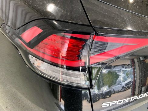 Used 2023 Kia Sportage LX FWD image 13