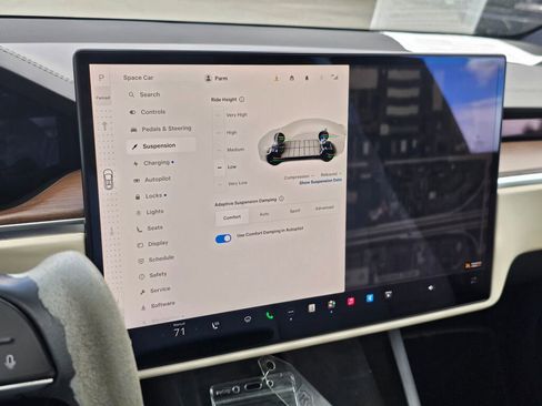 Used 2022 Tesla Model X AWD/4WD image 33