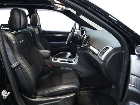 Used 2021 Jeep Grand Cherokee SRT AWD/4WD image 34