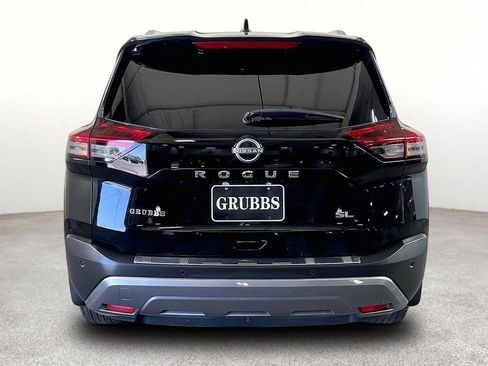 Used 2022 Nissan Rogue SL w/ SL Premium Package FWD image 6