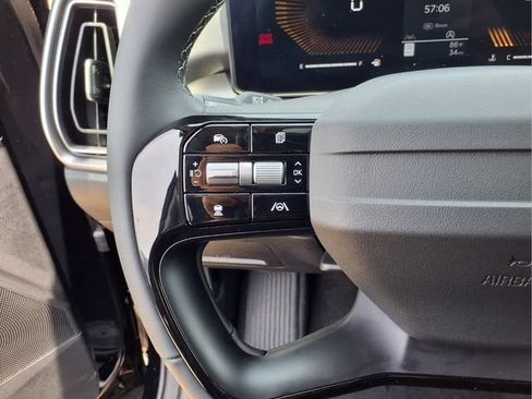 New 2026 Kia Sorento S w/ S Panoramic Sunroof Package FWD image 9