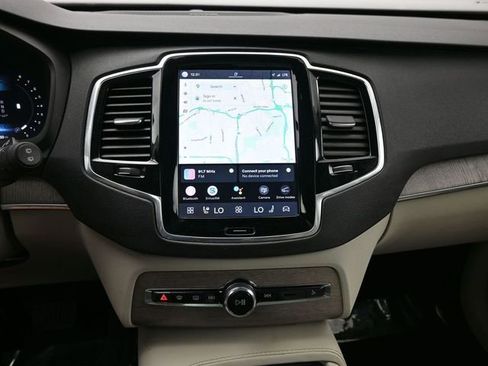 Used 2023 Volvo XC90 B6 Plus w/ Protection Package Premier AWD/4WD image 13