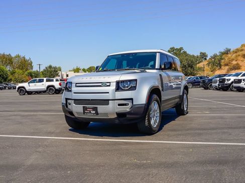Used 2024 Land Rover Defender 110 S AWD/4WD image 2