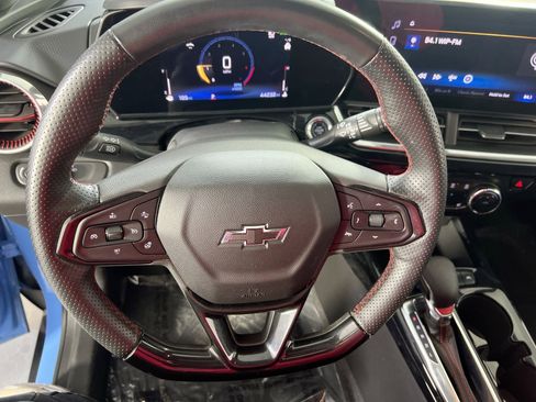 Used 2024 Chevrolet Trax RS w/ Driver Confidence Package image 11