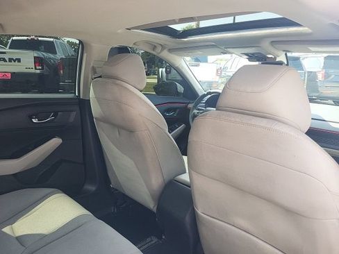 Used 2023 Honda Accord EX image 12