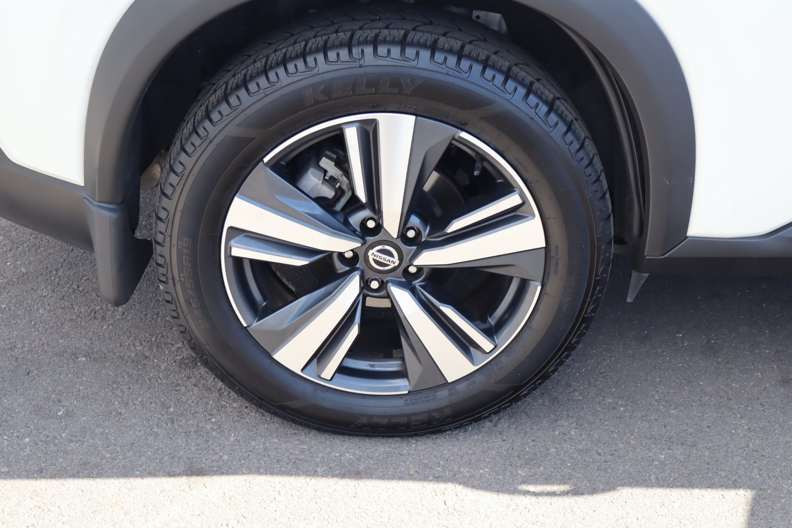 Used 2022 Nissan Rogue SL FWD image 11