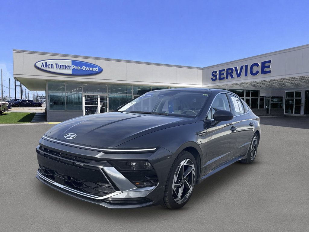 Certified 2025 Hyundai Sonata SEL FWD image 4