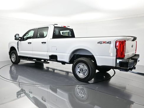 New 2026 Ford F250 XL w/ XL Chrome Package AWD/4WD image 7