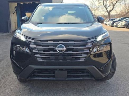 New 2026 Nissan Rogue SV w/ Cold Weather Package AWD/4WD image 9