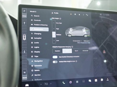 Used 2022 Tesla Model S image 21