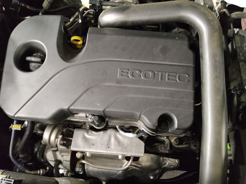 Used 2023 Chevrolet Equinox LT FWD image 30