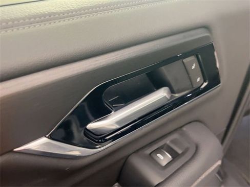 Used 2025 GMC Yukon Denali image 20