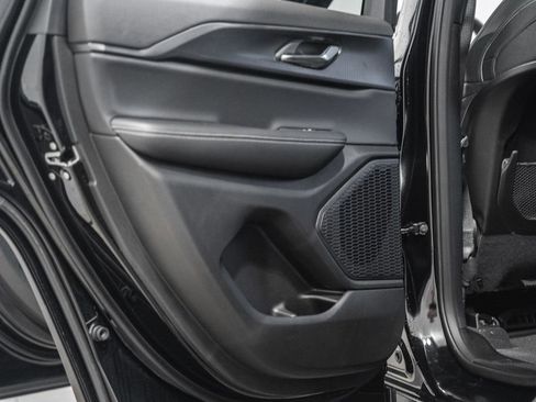 New 2025 Jeep Grand Cherokee Laredo X w/ Luxury Tech Group I image 36