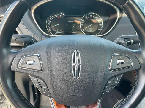 Used 2017 Lincoln MKX Reserve w/ Lincoln MKX Climate Package AWD/4WD image 27
