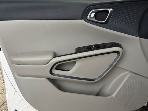 Used 2021 Kia Soul EX FWD image 20