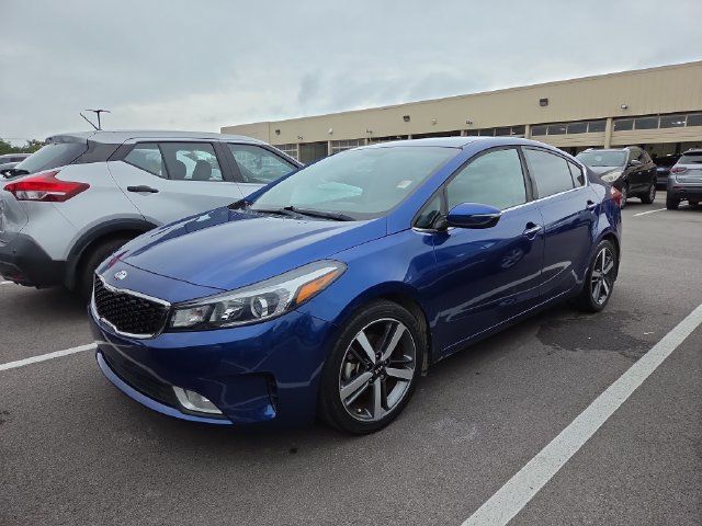 Used 2017 Kia Forte EX FWD image 1