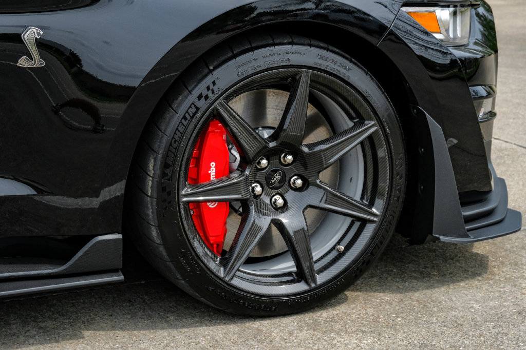 Used 2020 Ford Mustang Shelby GT500 w/ Carbon Fiber Track Pack RWD image 57