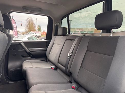 Used 2009 Nissan Titan XE image 20