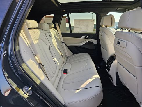 New 2026 BMW X5 xDrive40i w/ Executive Package image 14