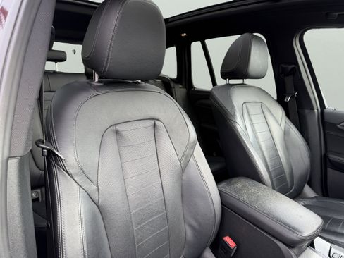 Used 2018 BMW X3 M40i w/ Premium Package image 43