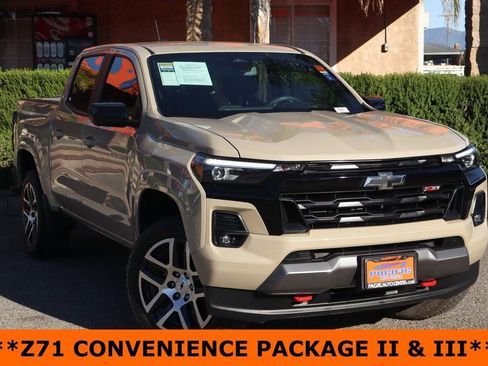 Used 2023 Chevrolet Colorado Z71 w/ Z71 Convenience Package 2 image 2