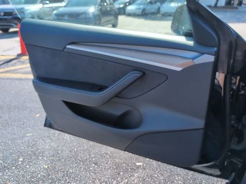 Used 2023 Tesla Model 3 Standard Range image 20