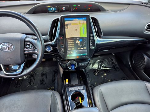 Used 2022 Toyota Prius Prime Limited FWD image 14