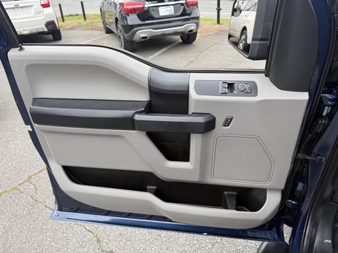 Used 2016 Ford F150 XL w/ Equipment Group 101A Mid RWD image 16