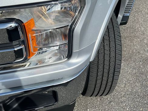 Used 2018 Ford F150 Lariat image 3