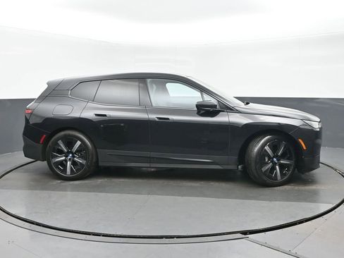 Used 2023 BMW iX xDrive50 w/ Premium Package image 2