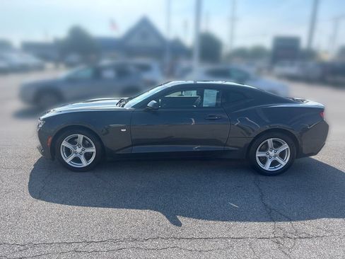 Used 2016 Chevrolet Camaro LT RWD image 2