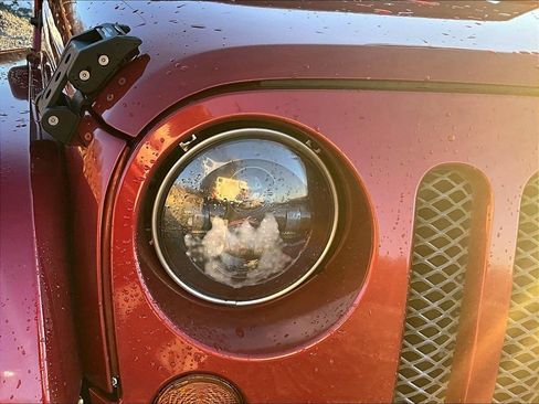 Used 2012 Jeep Wrangler Sahara w/ Dual Top Group image 26