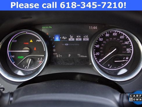 Used 2020 Toyota Camry XLE image 28