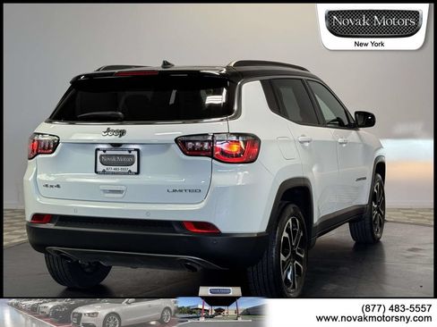 Used 2023 Jeep Compass Limited w/ Sun and Sound Group AWD/4WD image 8