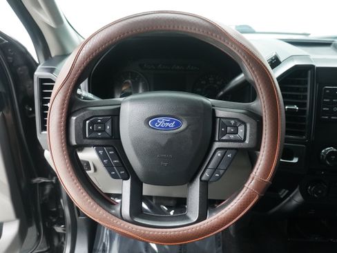 Used 2017 Ford F150 XL w/ Equipment Group 101A Mid RWD image 15