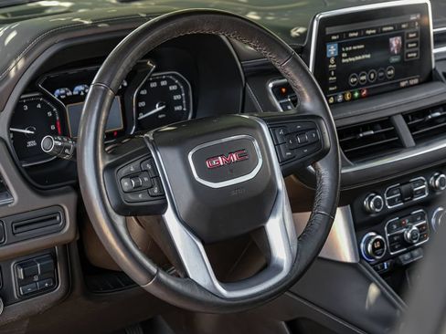 Used 2021 GMC Yukon SLT w/ SLT Luxury Plus Package RWD image 4