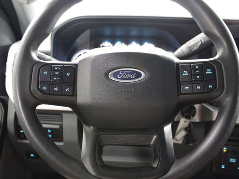 Used 2025 Ford F250 XL w/ FX4 Off-Road Package AWD/4WD image 38