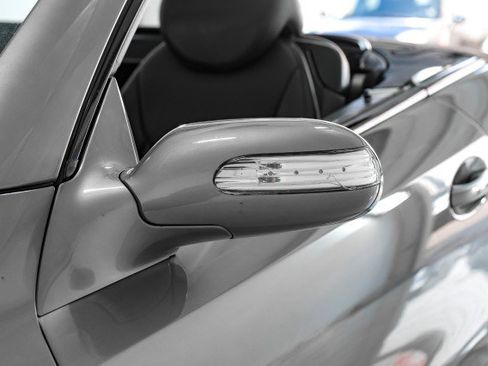 Used 2005 Mercedes-Benz SL 600 image 29