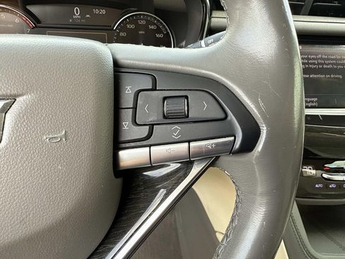Used 2020 Cadillac XT6 Premium Luxury image 29