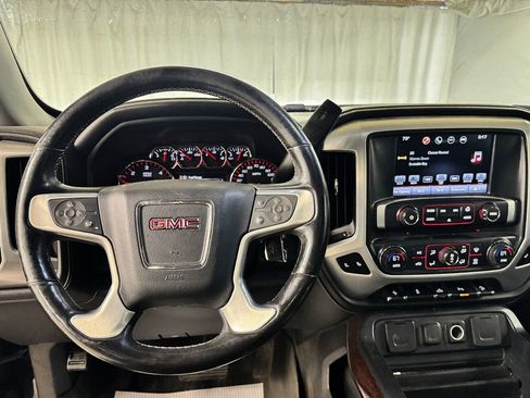 Used 2016 GMC Sierra 1500 SLT w/ SLT Preferred Package AWD/4WD image 11