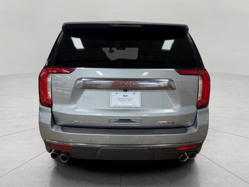 Used 2024 GMC Yukon AT4 w/ Technology Package AWD/4WD image 7