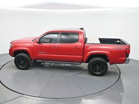 Used 2020 Toyota Tacoma SR5 image 25